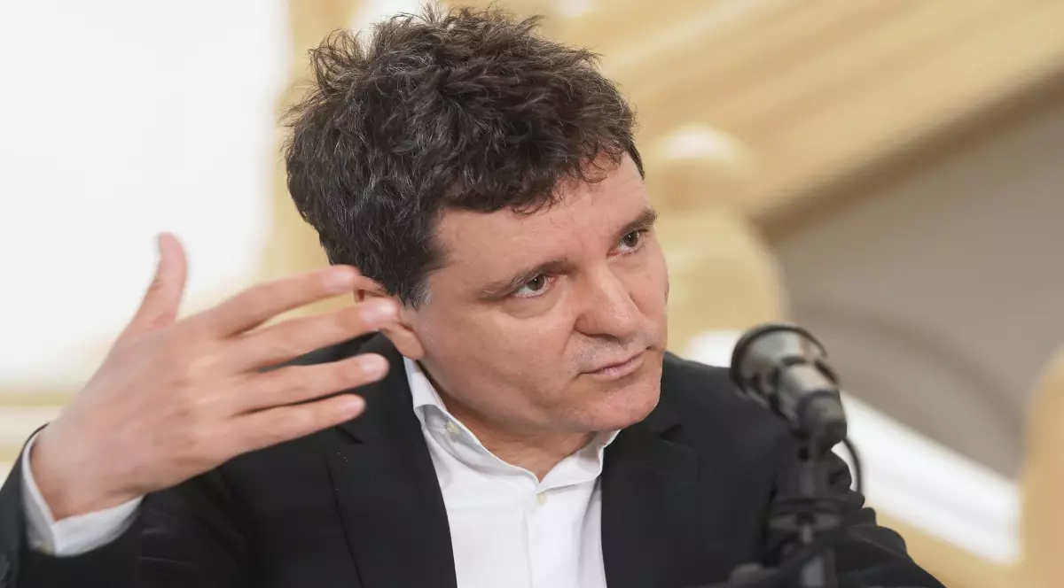 Nicuşor Dan prezintă raportul său de activitate ca primar general