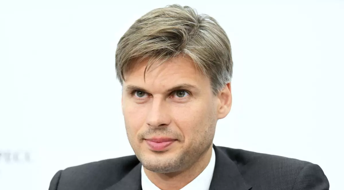 Economist, „iubăreț” și plagiator. Cine este Dmitri Bakanov, noul șef al agenției spațiale de stat ruse Roscosmos