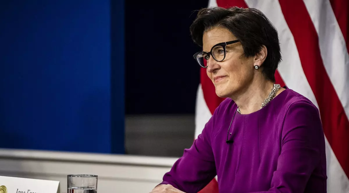 Cine este Jane Fraser, „regina de pe Wall Street”: „Înghite cuie la micul dejun și scuipă rugina”