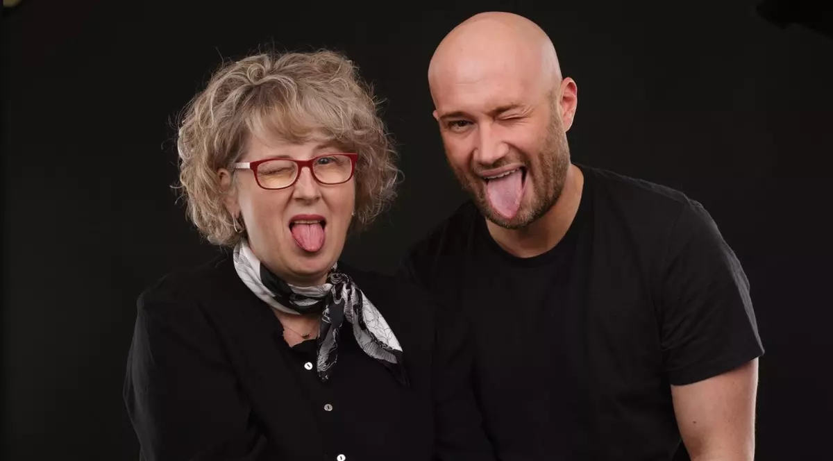 Mihai Bendeac și Emilia, mama sa