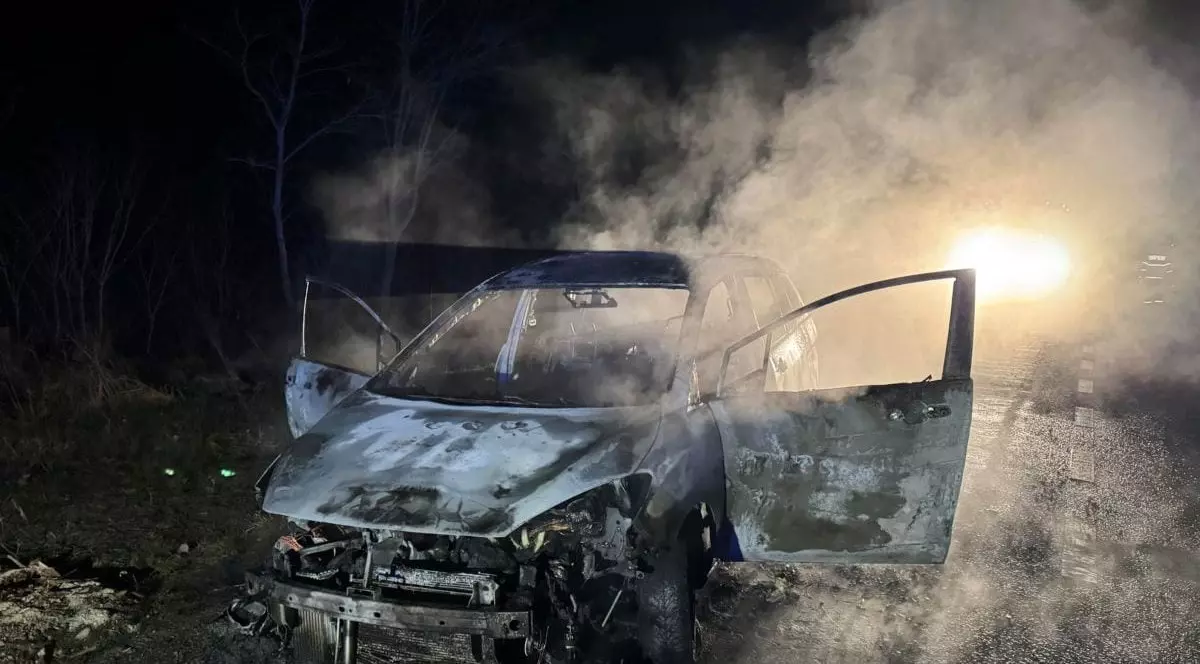 Momentul în care a explodat mașina preotului Ciprian Mega, surprins de o cameră de filmat | VIDEO