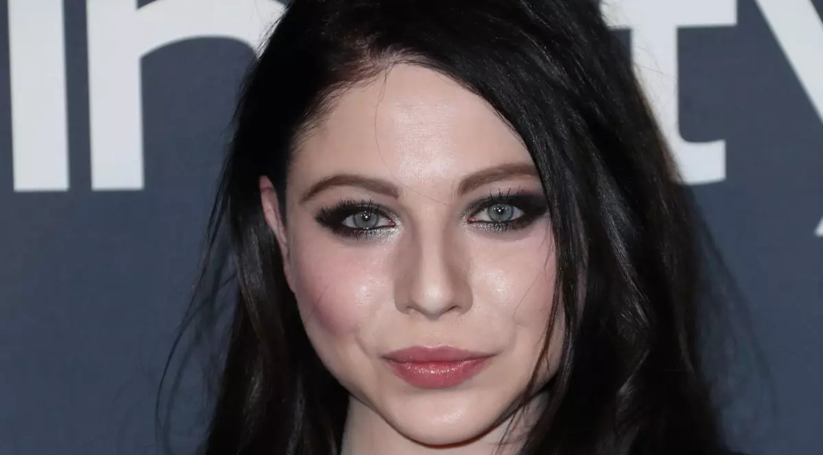 Michelle Trachtenberg fotografiată la Premiile InStyle 2017