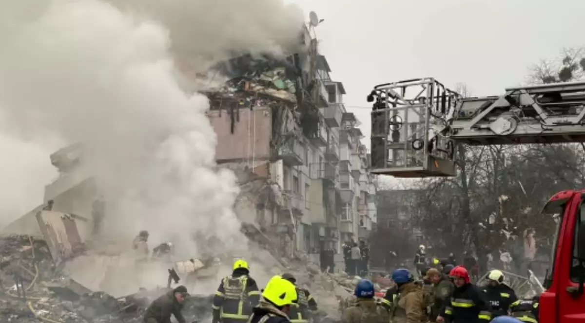 Poltava, 1 februarie 2025. Bloc de locuințe lovit de ruși Foto: DSNS Ucraina