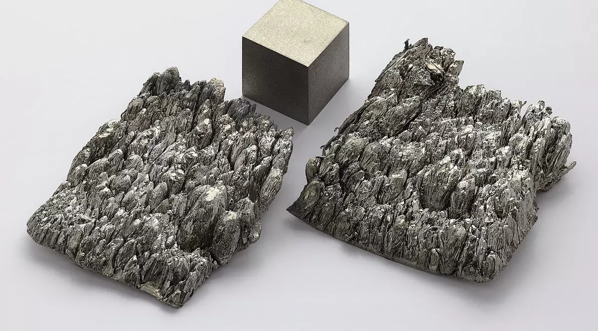 scandiu, un metal rar carre se găsește în Ucraina