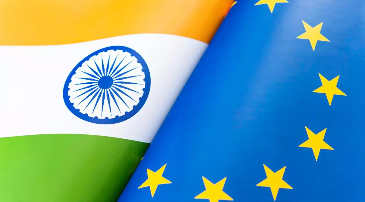 Steaguri Uniunea Europeană și India