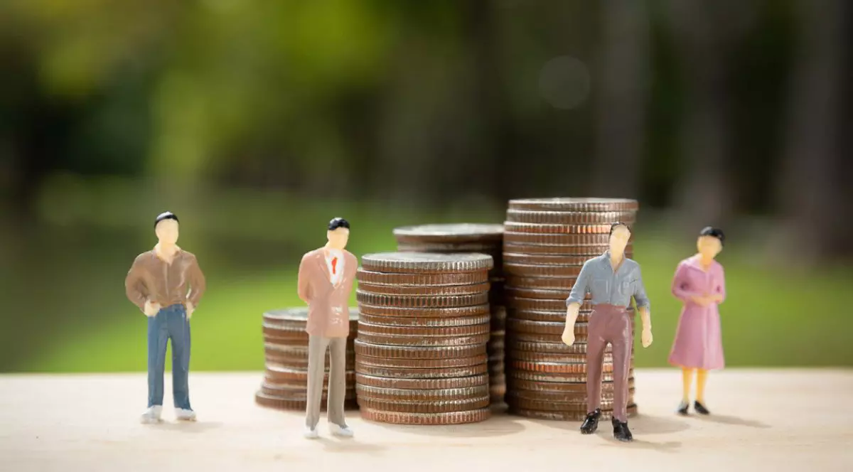 Rom&acirc;nia are nevoie de o cre&#537;tere de 3% anual pentru a ajunge din urm&#259; UE, arat&#259; un raport realizat de XYZ. Patru sectoare-cheie pentru dezvoltarea economic&#259;