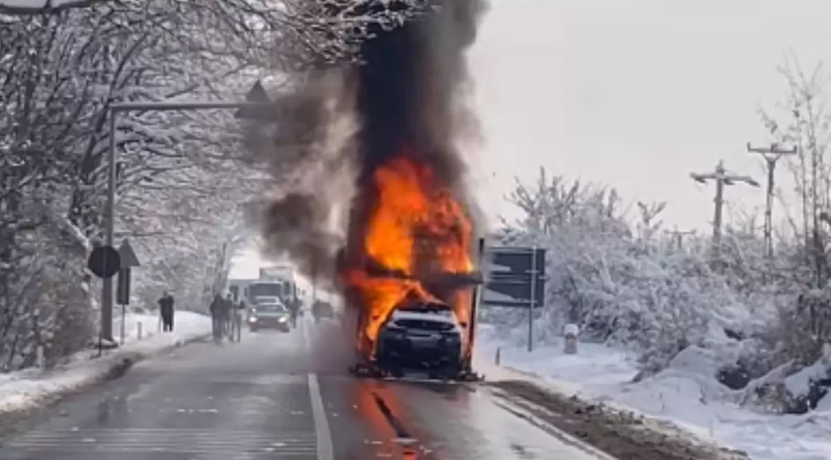 Autotrenul care a luat foc pe DN72