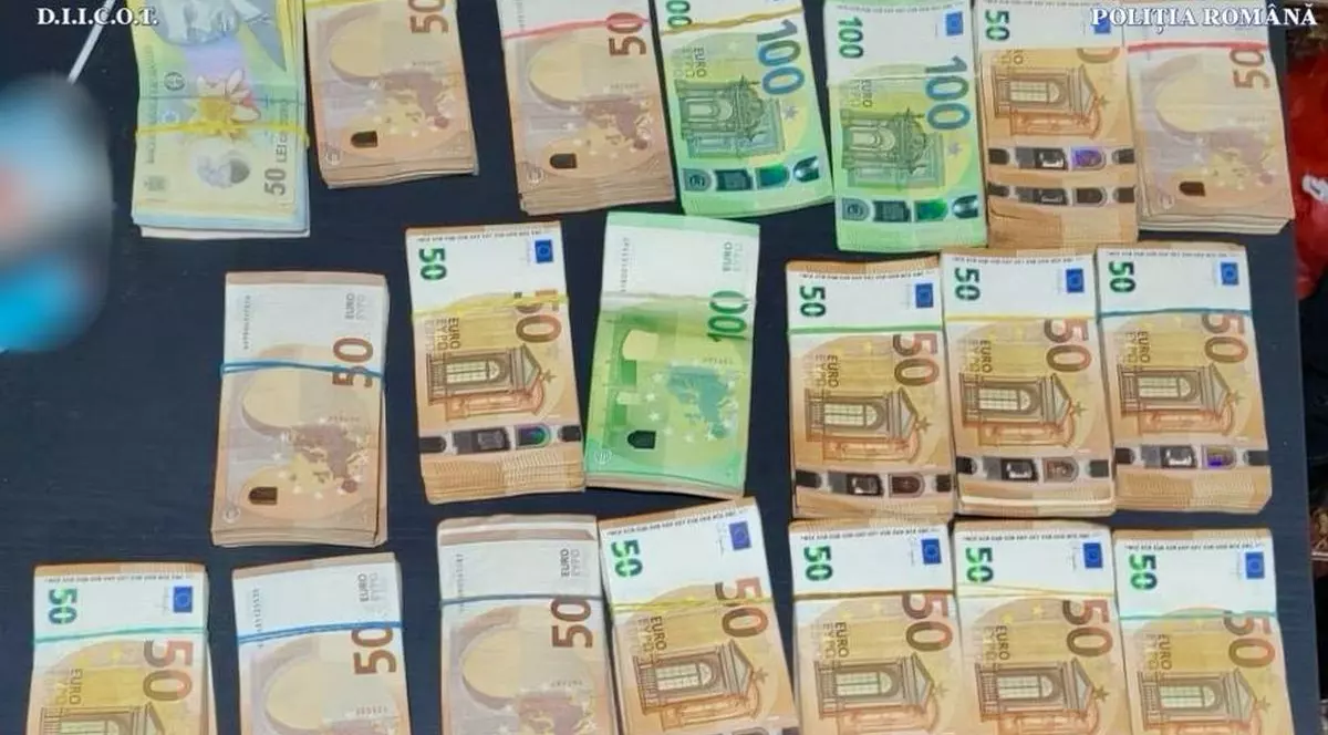 Persoane reținute în Bacău pentru lipsirea de libertate a unor adolescente, tâlhărie și trafic de droguri de mare risc