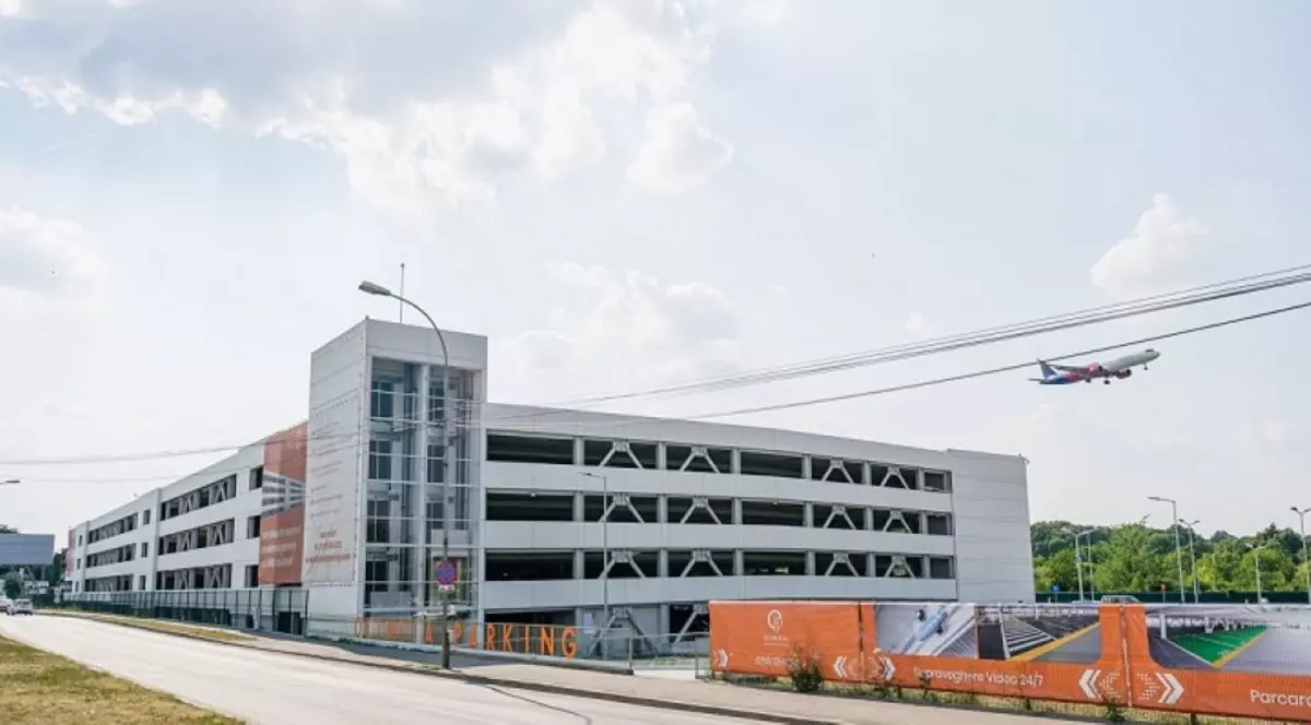 De ce șoferii aleg noua parcare Otopeni și revin mereu?