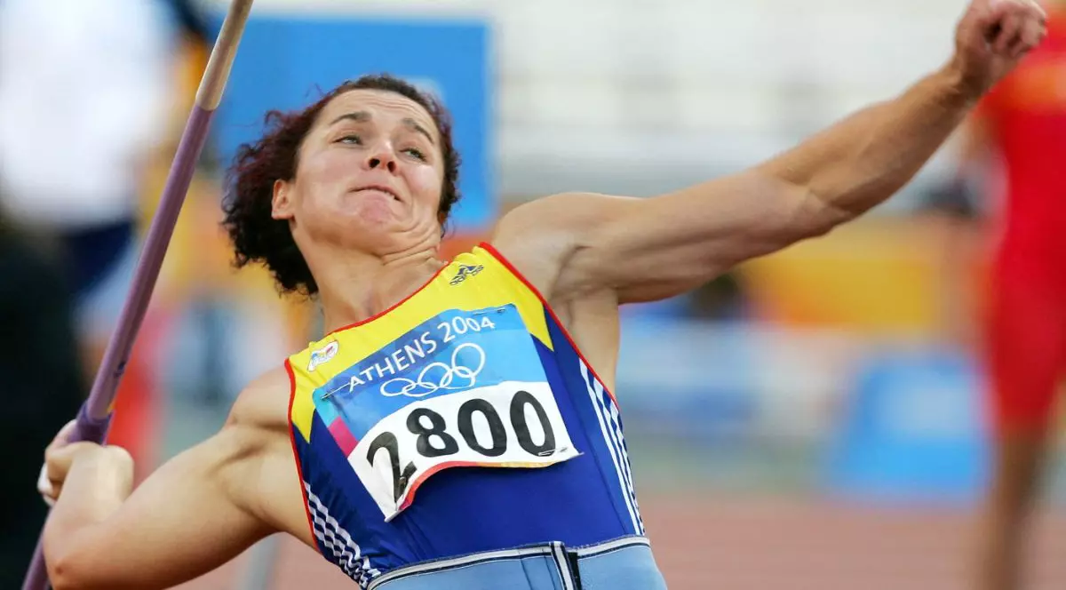 Felicia Tilea Moldovan concurând la proba feminină de aruncare a suliței 25 august 2004, în cadrul competițiilor de atletism de la Jocurile Olimpice de la Stadionul Olimpic din Atena.
