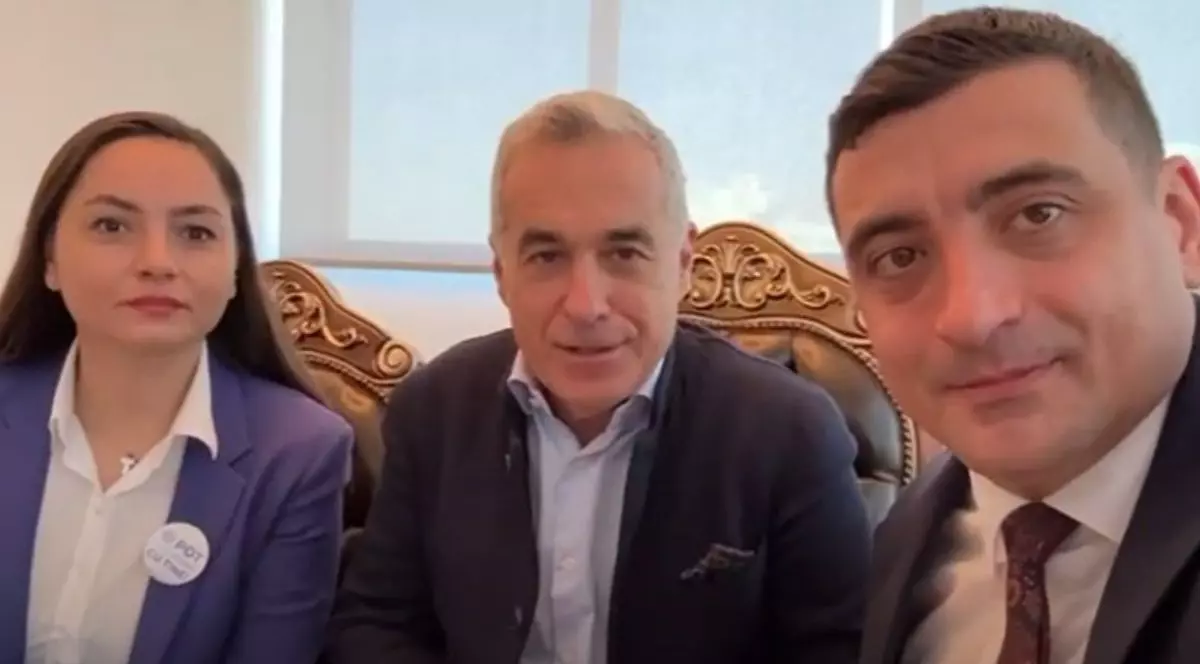 Florin Georgescu alături de Anamaria Gavrila (strânga) și George Simion (dreapta) mesaj după violențe, Foto: Captură video