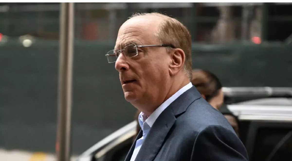 CEO-ul BlackRock Larry Fink, într-un costum negru - decembrie 2022