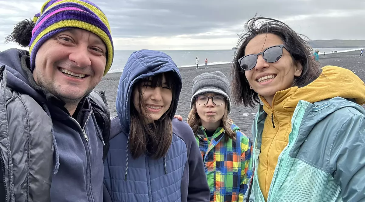 Octavian Strunilă și familia sa