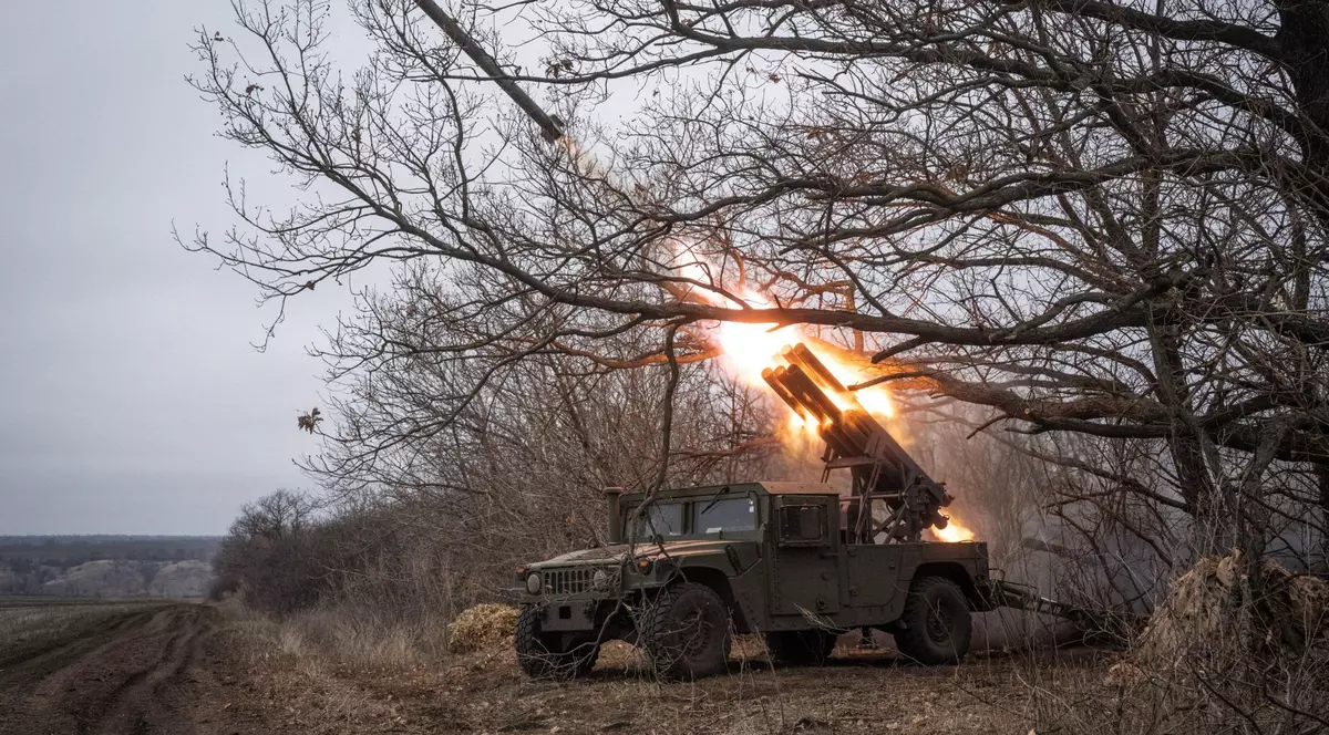 Imagine cu un Humvee american angajat într-un atac asupra Rusiei