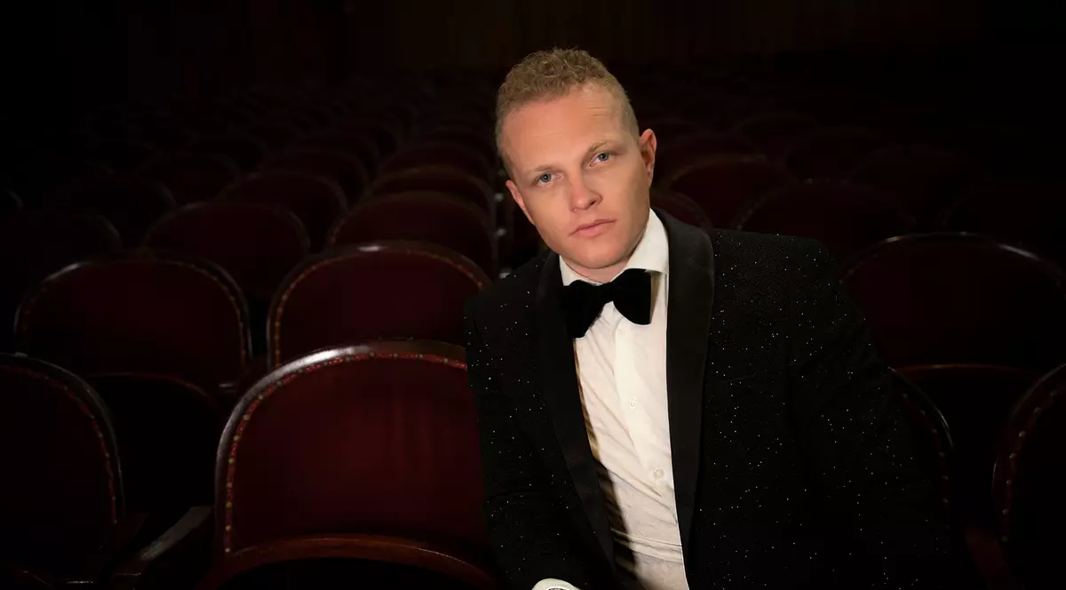 “Vivo per lei,” singurul concert pop-opera al primăverii, îi aduce pe tenorii Ştefan von Korch şi Alin Stoica la Sala Dalles pe 12 martie