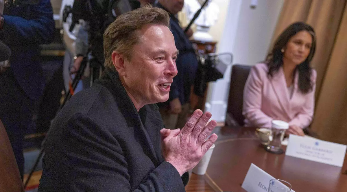 Planul lui Elon Musk pentru angajații federali s-a prăbușit: cele „cinci lucruri” nu au rezistat testului realității