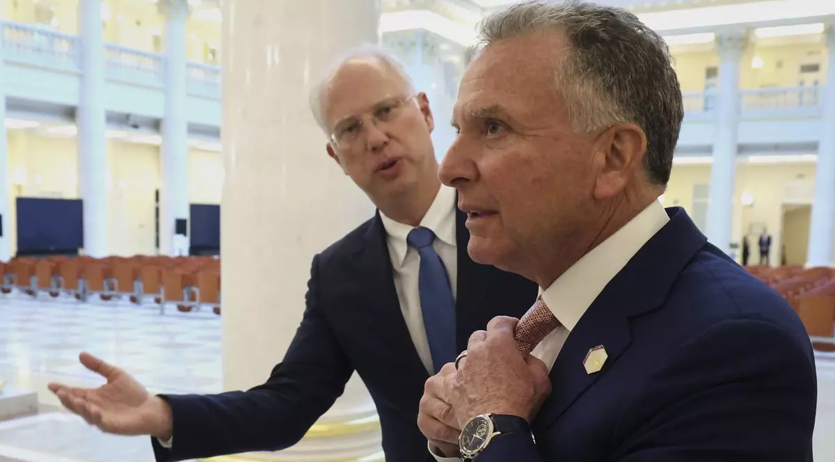 Steve Witkoff (în prim-plan) și emisarul lui Putin, Kirill Dmitriev Foto: Profimedia