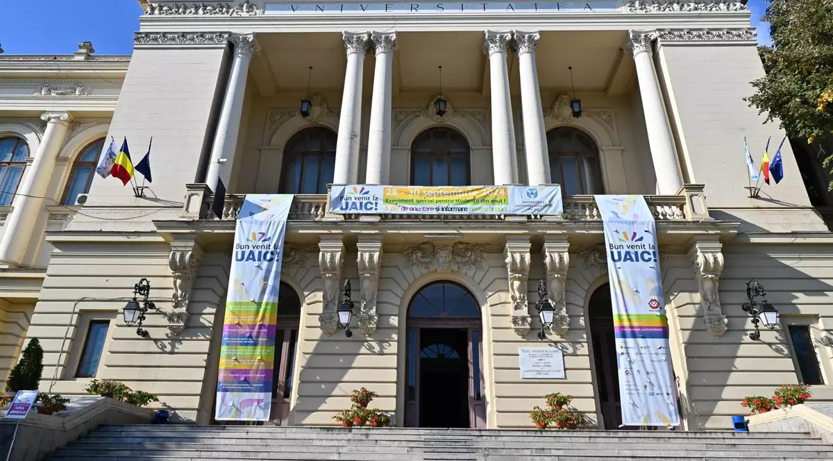 Universitatea Alexandru Ioan Cuza, Iași.