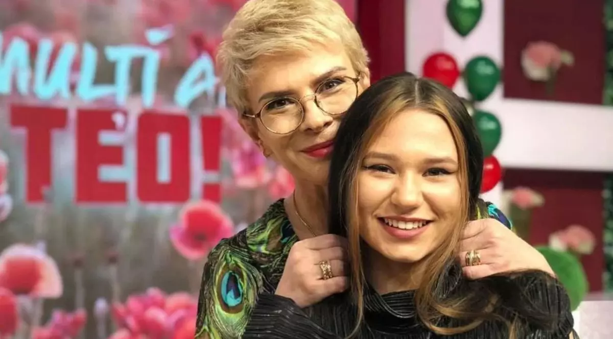 Teo Trandafir alături de Maia, fiica ei