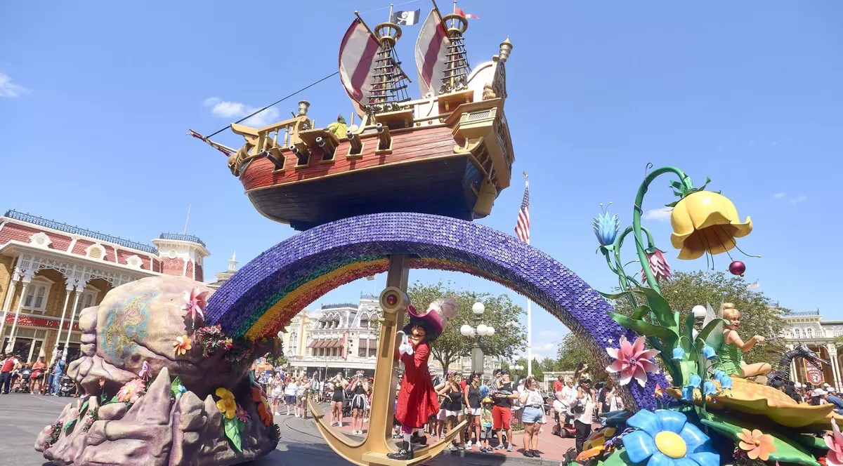 Un tată a dezvăluit cât l-a costat o zi la DisneyWorld cu întreaga familie. Suma este imensă