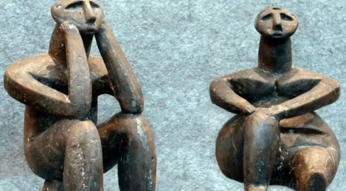 Artefactele românești „Gânditorul de la Hamangia” și „Femeie șezând” sunt vedetele muzeului din Danemarca.