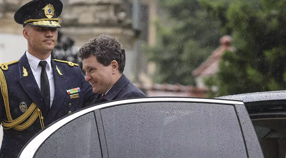 Presedintele Nicusor Dan soseste la Palatul Cotroceni