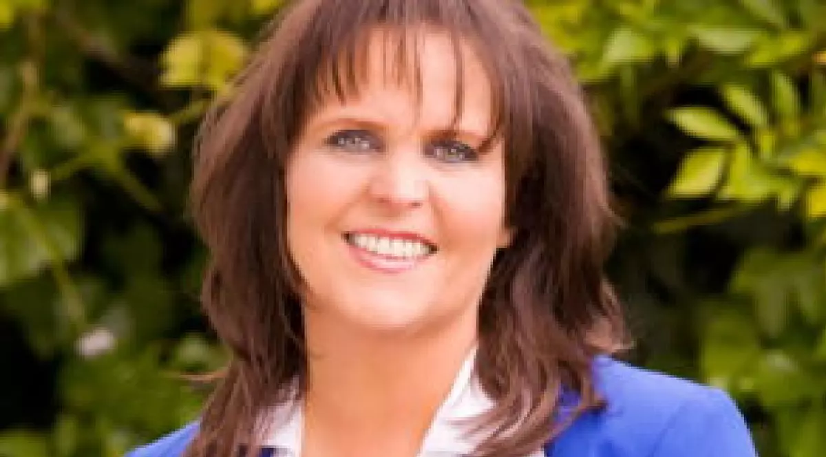 Ce despăgubiri a câștigat în instanță primărița care a descoperit că succesorul ei bărbat primea un salariu mai mare