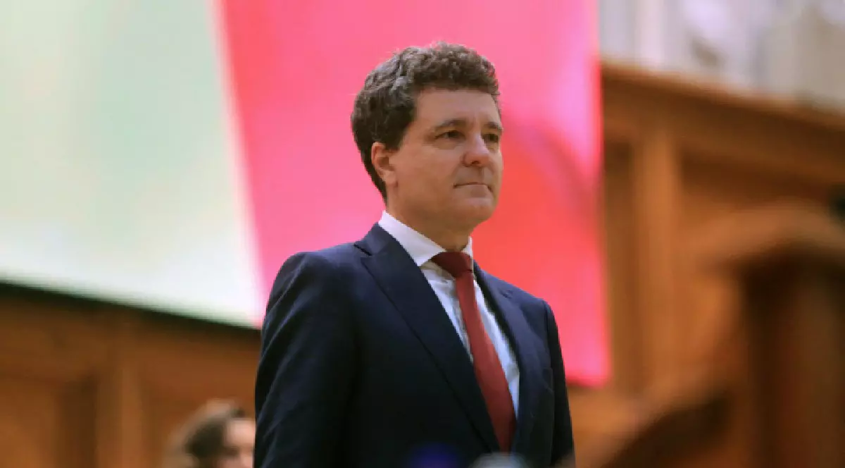 Nicușor Dan participă la ceremonia de depunere a jurământului la Palatul Parlamentului din București, România, 26 mai 2025. Dan a preluat luni funcția de președinte al României, în urma unei ceremonii de depunere a jurământului în Parlamentul țării