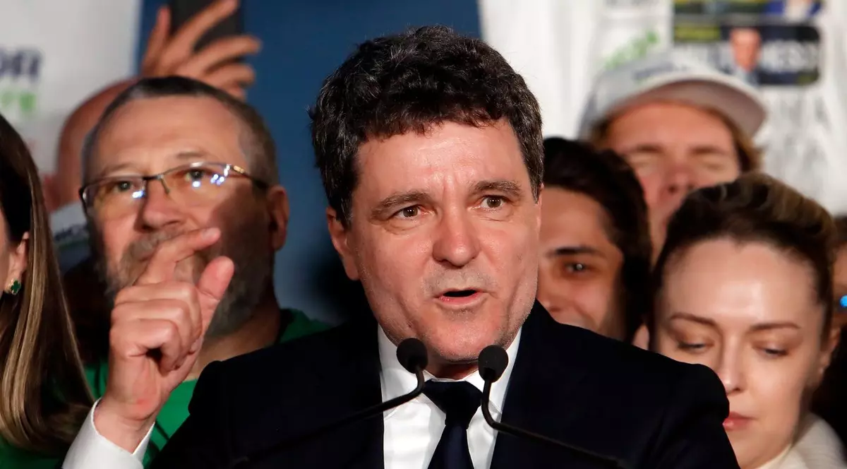 Nicușor Dan ține un discurs imediat după închiderea urnelor Foto: Profimedia