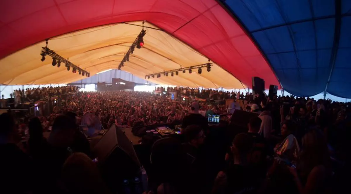 Festivalul Sunwaves continuă pentru a patra zi în Mamaia