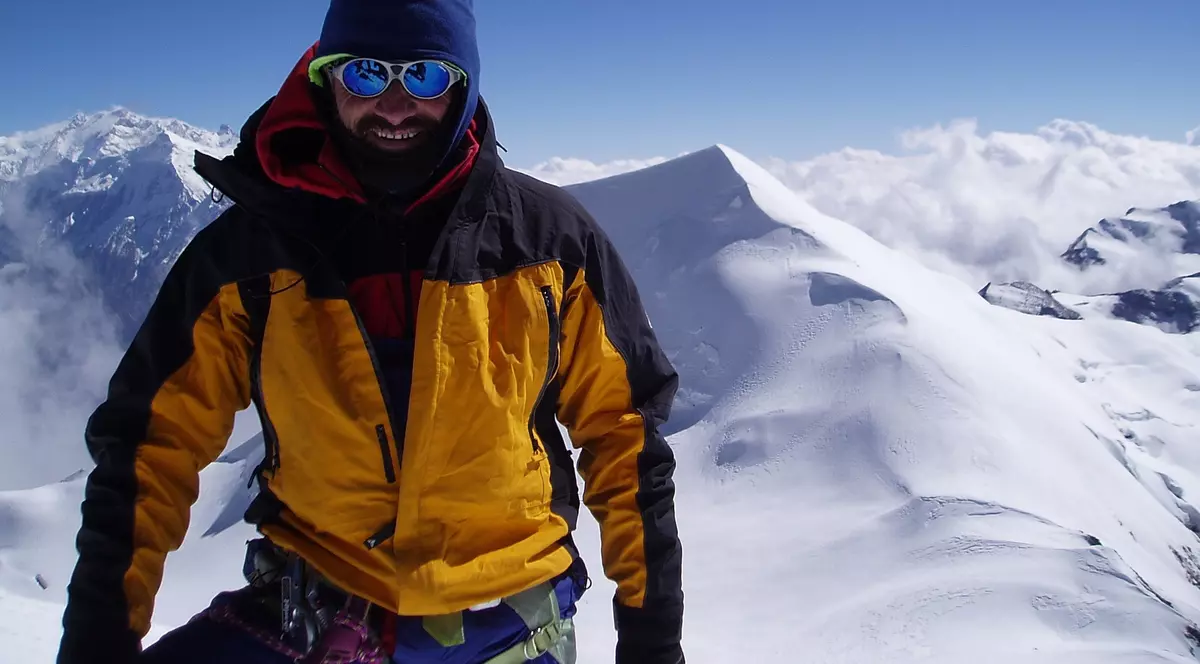 Ticu Lăcătușu, primul român care a urcat pe Everest