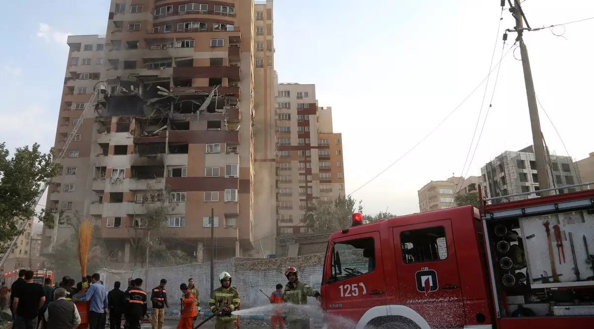 Clădire din Teheran avariată în urma atacurilor lansate de israelieni Foto: Profimedia