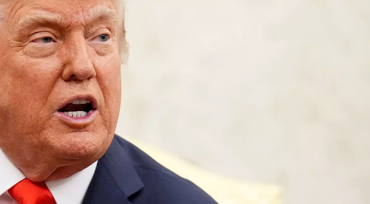 Donald Trump surprins cu gura deschisă în timpul unei întâlniri cu cancelarul german Friedrich Merz, în Biroul Oval