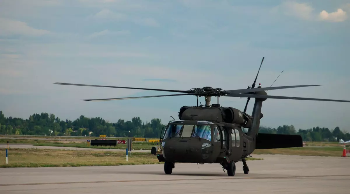 Poză cu un elicopter Black Hawk