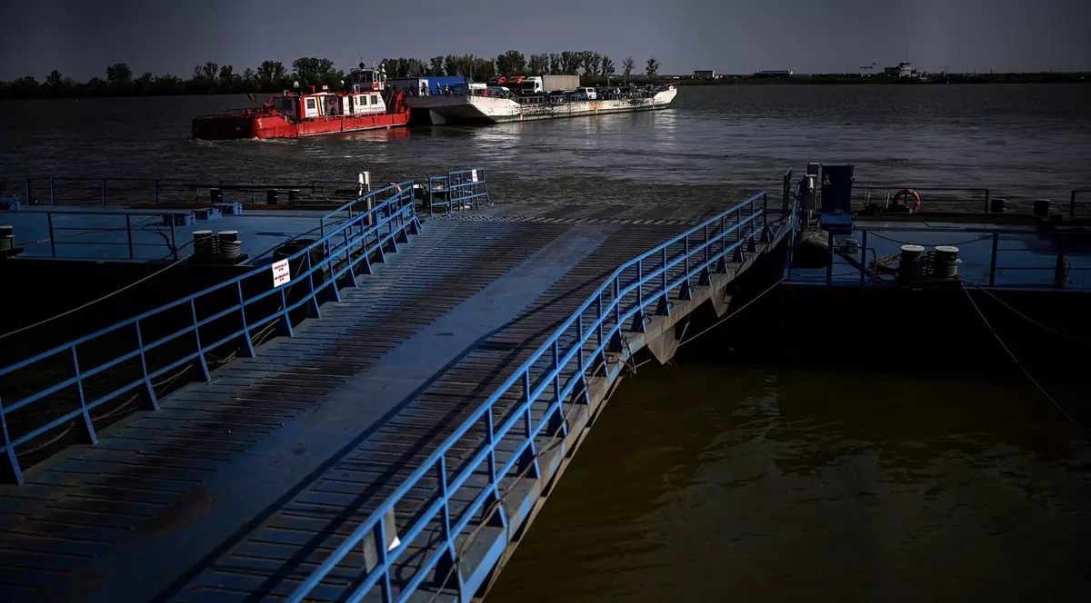 Feribotul între Isaccea și Orlîvka Foto: Profimedia