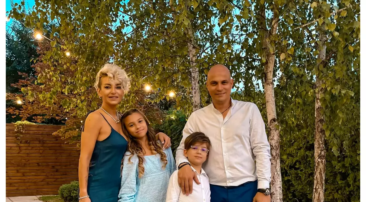 Giulia și Vlad Huidu sunt extrem de mândri de copiii lor. Antonia și Mika au deja primele lor realizări/ VIDEO EXCLUSIV