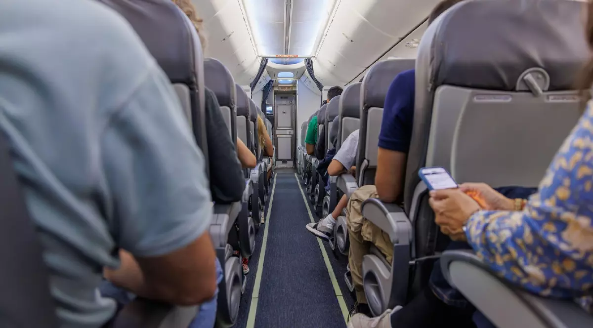 interiorul avionului