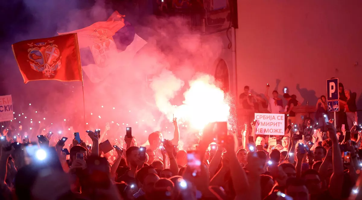 Miting antiguvernamental la Belgrad