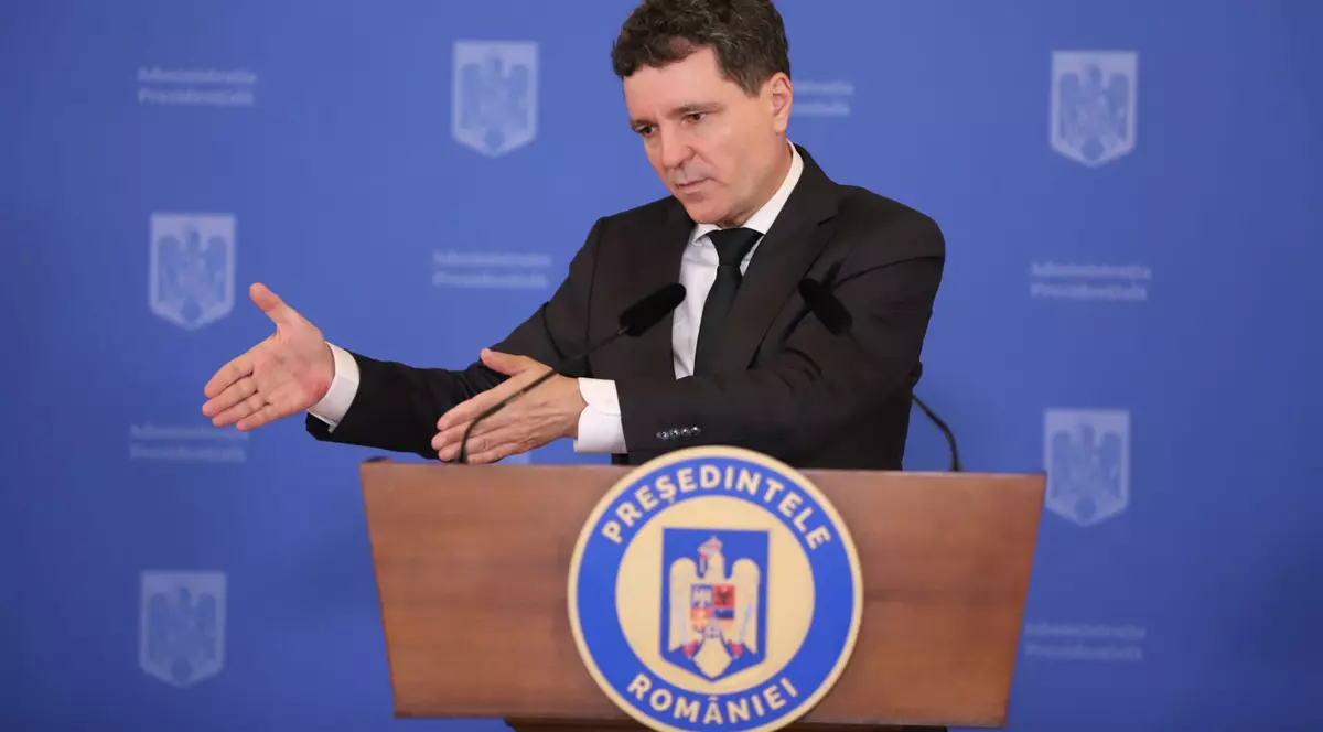 Nicușor Dan semnalizează direcția în care va merge politic FOTO Dumitru Angelescu