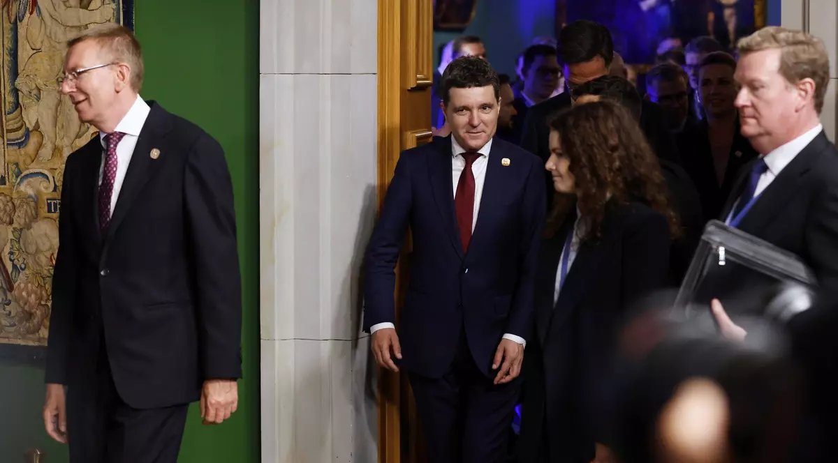 Nicușor Dan surprins la summitul B9 de la Vilnius