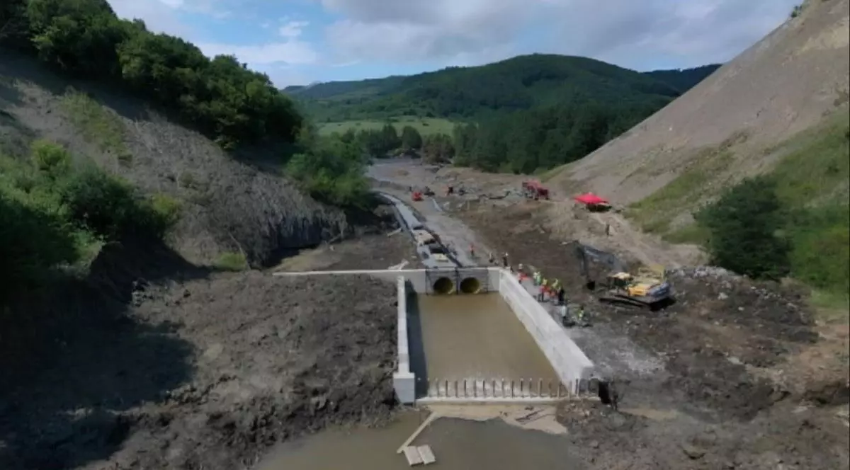 Barajul de deviere de la Praid a cedat în fața ploilor din ultimele zile, zona din jurul Salinei este din nou inundată, 31 iulie 2025
