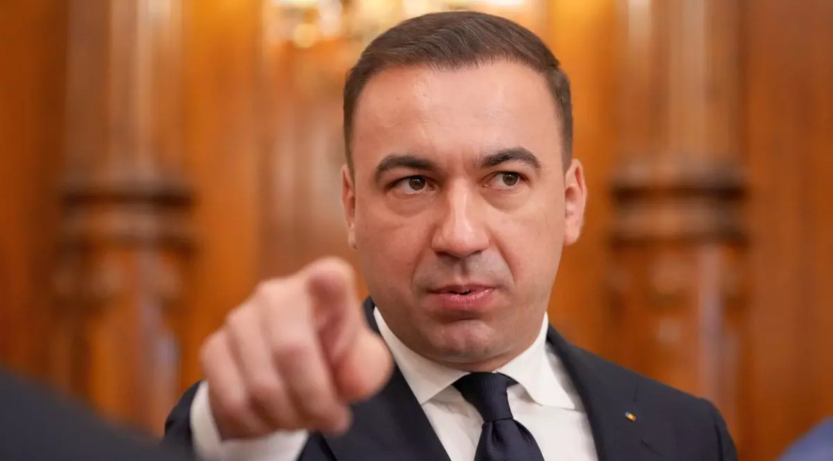 Bogdan Ivan și-a tăiat leafa pentru a da un exemplu și celorlalți membri ai Cabinetului, dar și directorilor din subordinea Ministerului Energiei