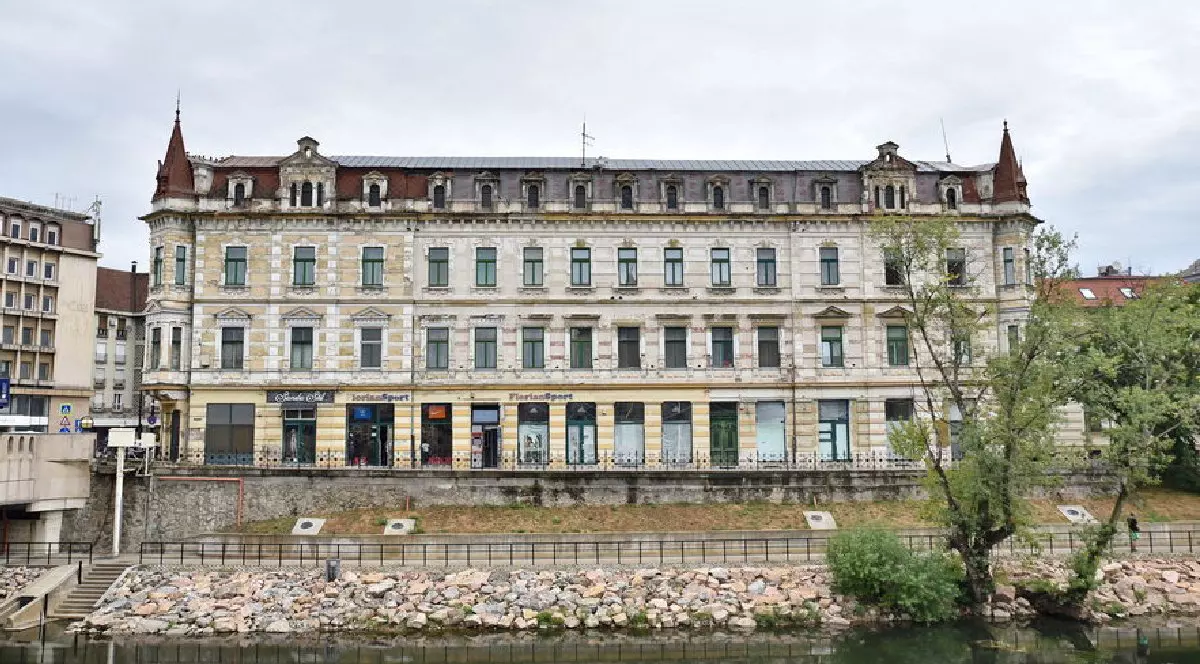 Casa Levay din Oradea, fără schele