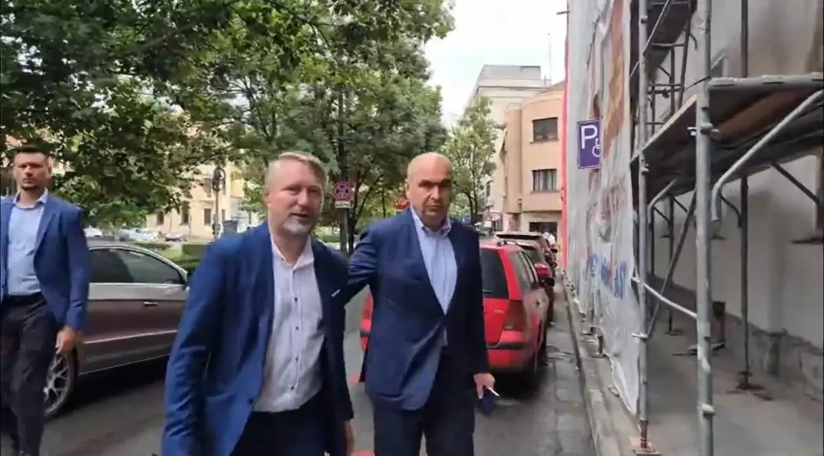Premierul Ilie Bolojan la sediul prefecturii Bihor