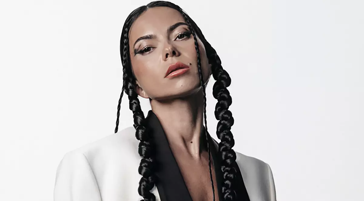 INNA, cantareata