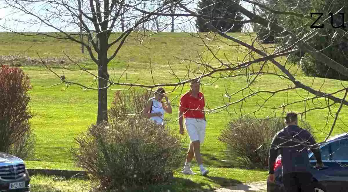 Klaus Iohannis joacă săptămânal golf la clubul prietenului său Werner Rudolf Keul, în Pianu de Jos. Ce le spunea fostul președinte românilor