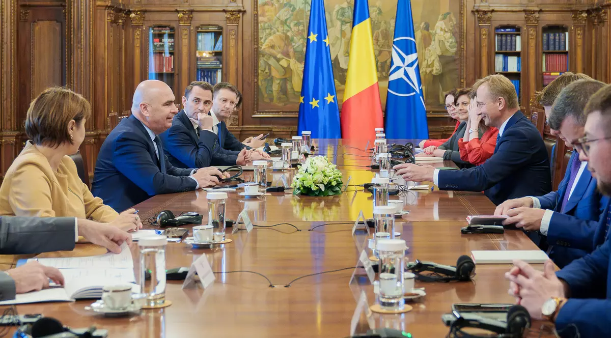 Mihai Jurca alături de Ilie Bolojan la primiarea comisarului Piotr Serafin FOTO Presidency