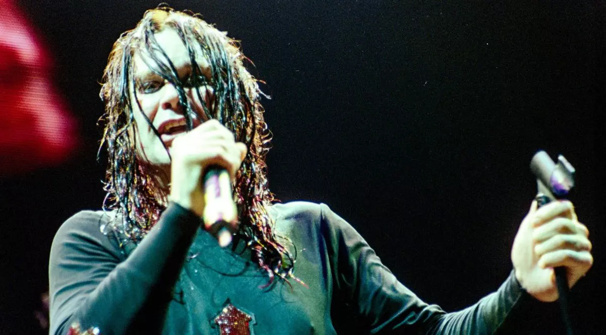 Ozzy Osbourne pe scenă. Cântărețul a murit la 76 de ani