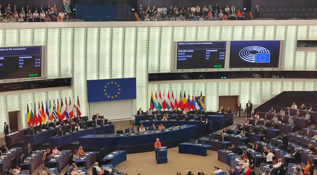 Ursula von der Leyen în Parlamentul European FOTO Radu Eremia