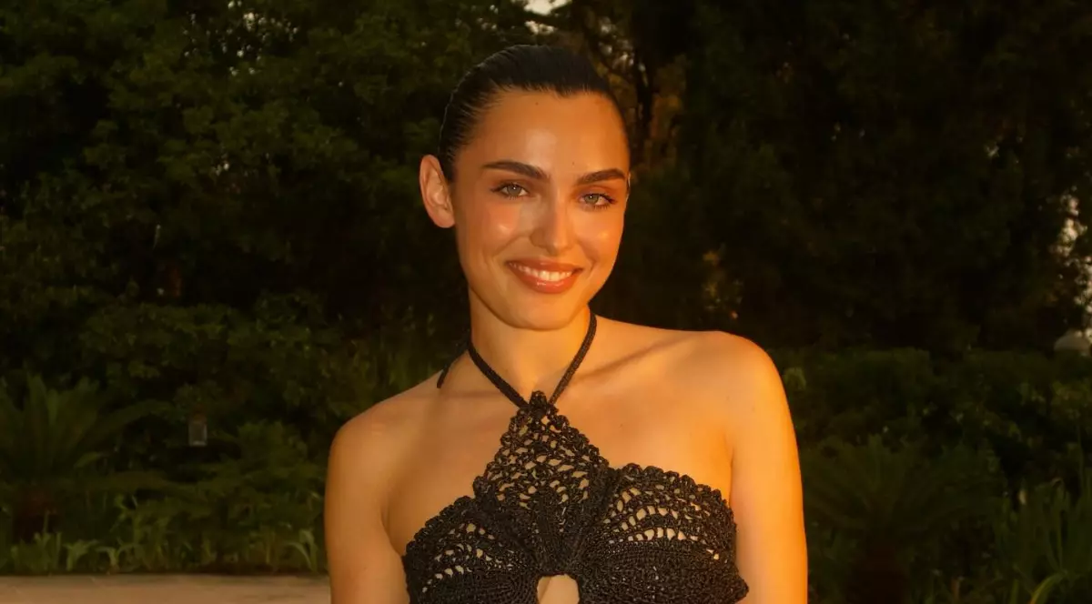 Apariția Alexiei Eram în sutien, de ziua ei de naștere: „La mulți ani mie”. Mesajul pe care Andreea Esca i l-a trimis fiicei sale